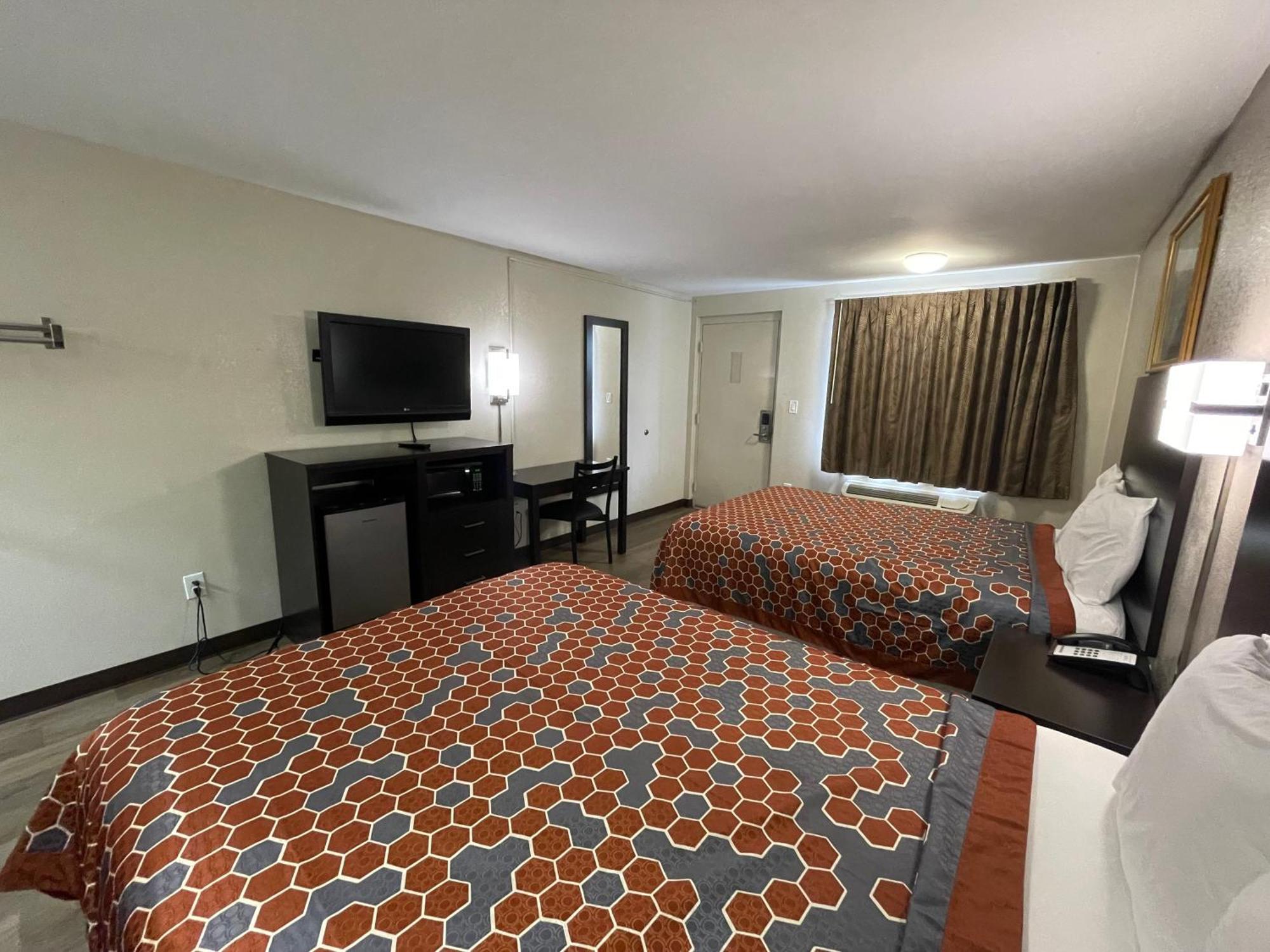 Royal Inn Motel Фредериксбърг Екстериор снимка