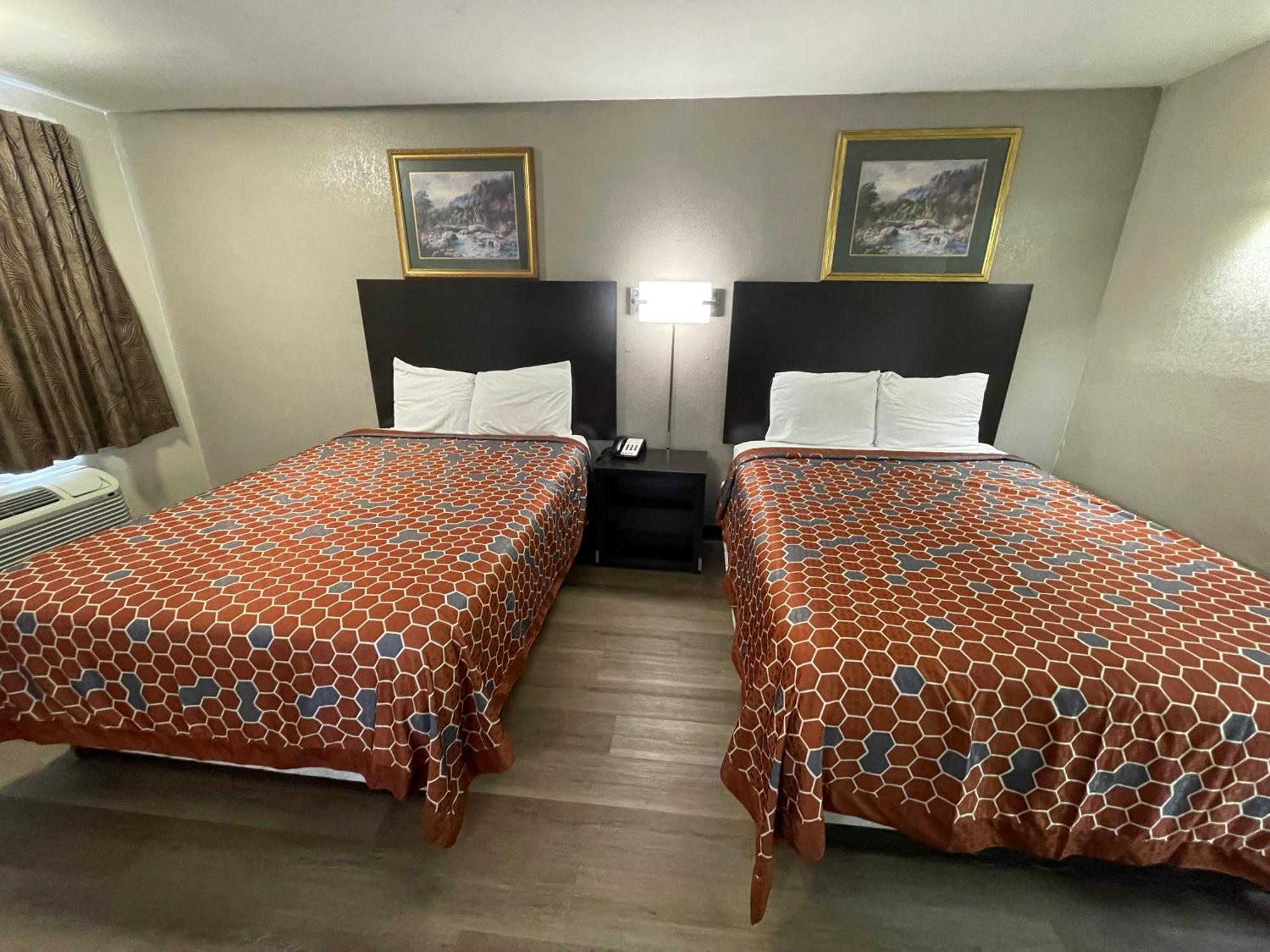 Royal Inn Motel Фредериксбърг Екстериор снимка